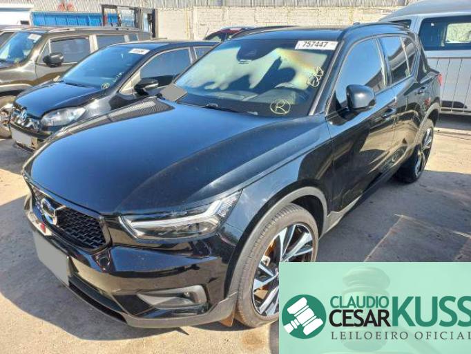 VOLVO XC40 19/20