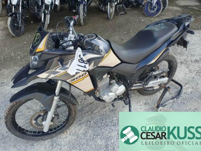 HONDA XRE 300 22/22