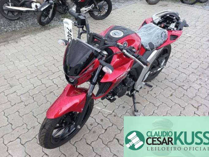 YAMAHA FAZER 22/23