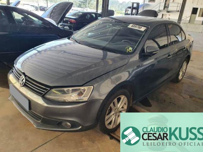 VOLKSWAGEN  JETTA 16/16