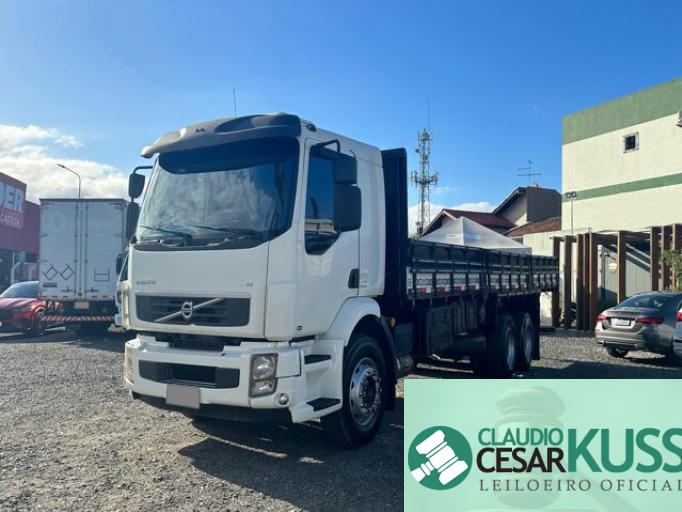 VOLVO VM-270 12/12