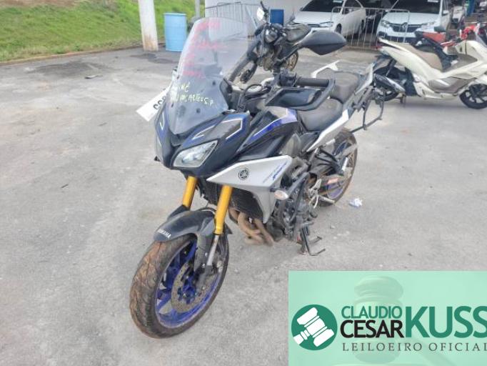 YAMAHA MT-09 TRACER 21/21
