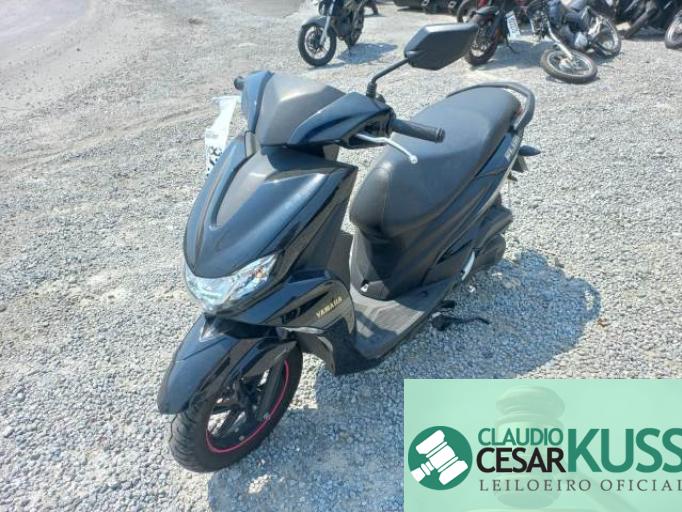 YAMAHA FLUO 22/23
