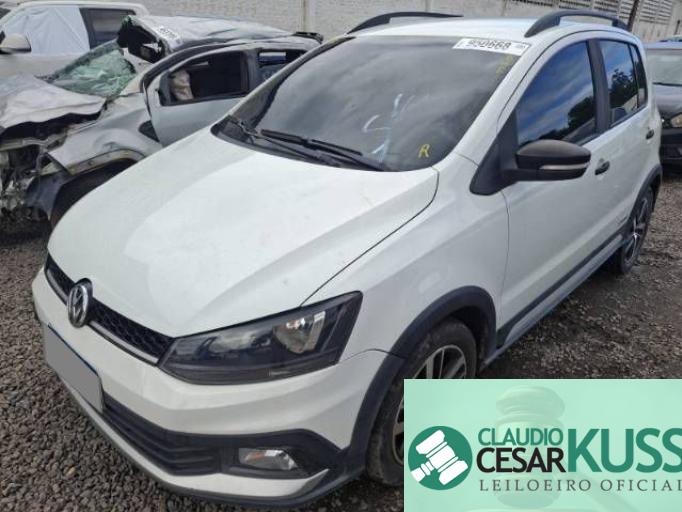 VOLKSWAGEN FOX 18/19