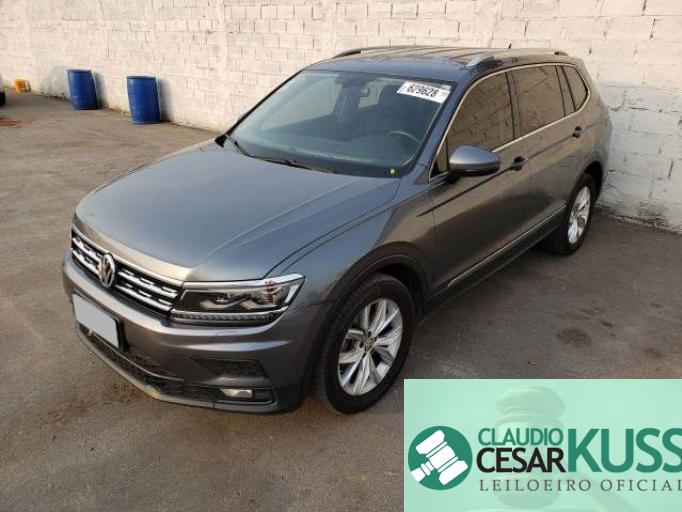 VOLKSWAGEN TIGUAN 18/18