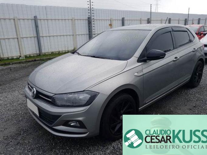 VOLKSWAGEN POLO 18/18