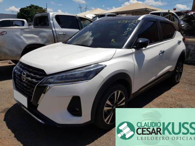 NISSAN KICKS 21/22
