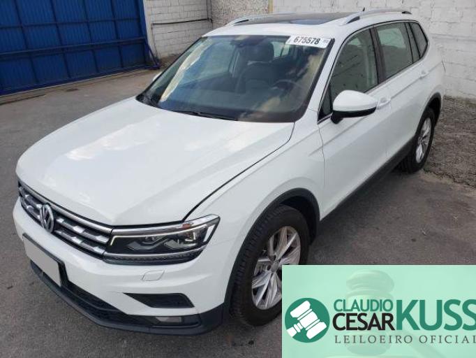 VOLKSWAGEN TIGUAN 20/20