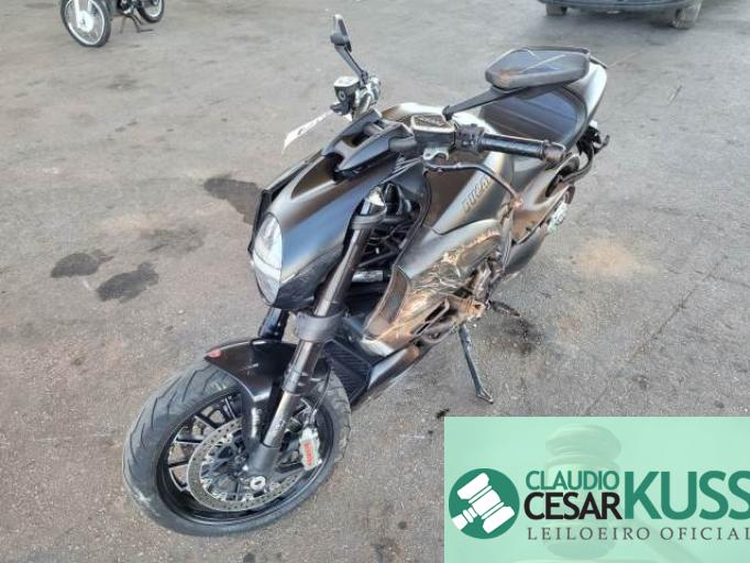 DUCATI DIAVEL 14/14
